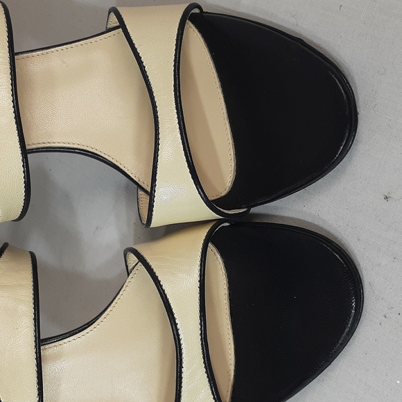 Sergio Rossi cream and black leather heels size 36.5 size 6.5 - Picture 5 of 10